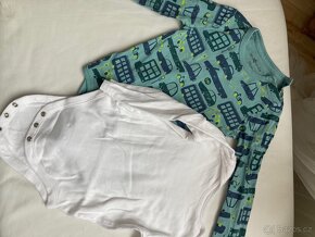 Obleceni kluk 18-24 mes (teplaky,, body, pyzamka) - 3
