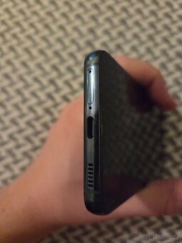 Mobilní telefon Samsung Galaxy S22 8/256 GB - 3