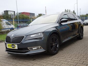 Škoda Superb 2.0 TDi Combi Sport Line - 3
