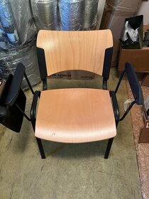 Židle s psací deskou - 3