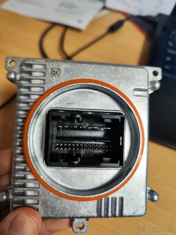 Řídící jednotka LED světel 992941572AE - 3