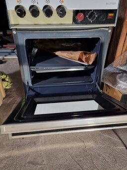 Prodám elektrický sporák Končar - 3