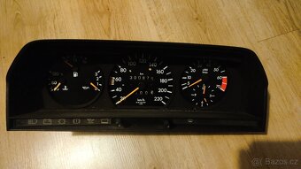 Mercedes Benz 190e W201 budíky - 3