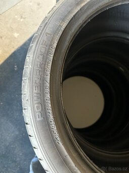 NOKIAN Powerproof 1 235/40 R19 - 3