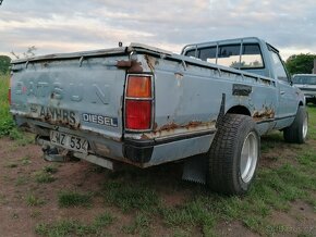 Datsun (Nissan) Y 720 Single Cab - 3