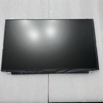 Predám obrazovku do notebooku 15,6" LED SLIM displej 30 pin - 3