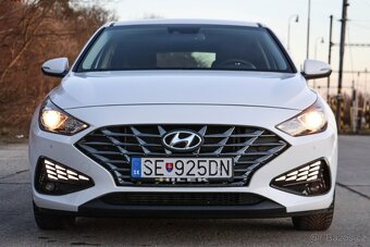 Hyundai i30 1.5 T-GDi mHEV iMT Family - 3