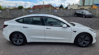 Tesla Model 3 Long Range 82kWh 4x4 366 kW za 599.900 Kč - 3
