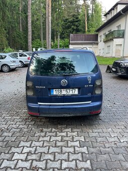Volkswagen Touran - 3