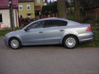 Volkswagen Passat B7 2.0 TDi - Serviska Highline - 3