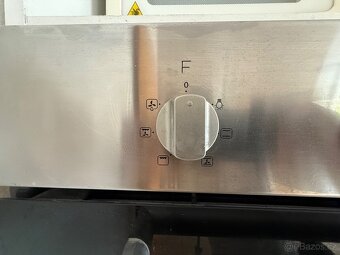 horkovzdušná trouba Whirlpool OMR35HR0X - 3