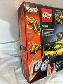 LEGO TECHNIC 42030 KOLOVÝ NAKLADAČ VOLVO - 3