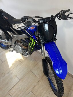 Yamaha YZ450 F 2022 - 3