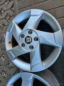 ALU kola disky Dacia Duster R16 5x114,3 ET50 6,5J - 3