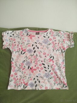 Dívčí tričko 122/128 top stav - 3