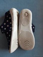 Dívčí přezůvky Baťa 35 - 3