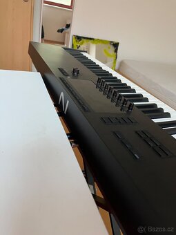 Native Instruments Komplete Kontrol S88 MK3 - 3