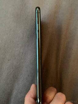 iPhone na náhradní díly - 3