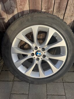 Prodám originál alu+pneu na BMW X5 - 3