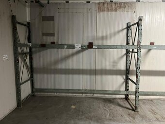 Kovové paletové regály – 3m traverzy, 2,3m rámy – těžké prov - 3