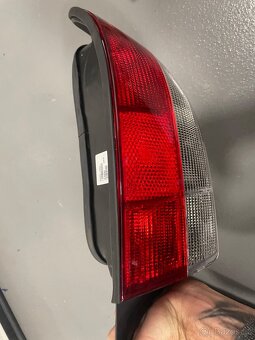 BMW Z3 - zadní světla - 3