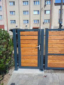 Dvoukřídlá brána a branka - 3