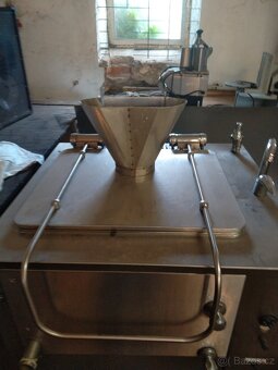 Plynový kotel 150L - 3