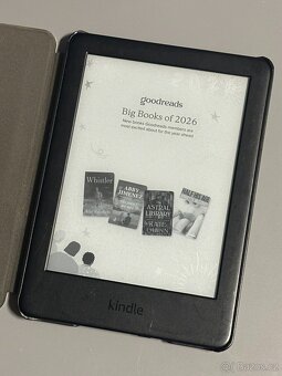 Čtečka knih Amazon Kindle 10. gen 8GB černá + obal - 3