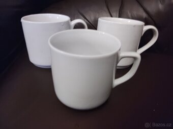 Velké bílé porcelánové hrnky - 3