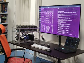 GPU RIG // 36 GB VRAM - Více VRAM než RTX 4090 - 3