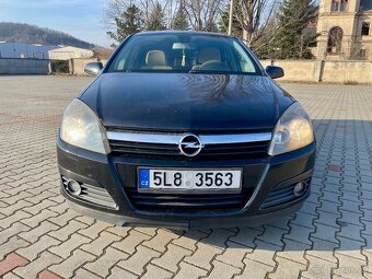 Opel Astra H - 3