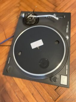 Technics SL 1210 MK2 - 3