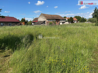 Prodej pozemku k výstavbě rodinného domu v obci Selmice , ok - 3