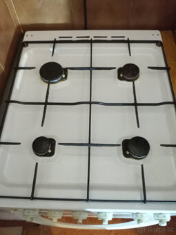 Kombinovaný sporák + plná láhev 10kg - 3