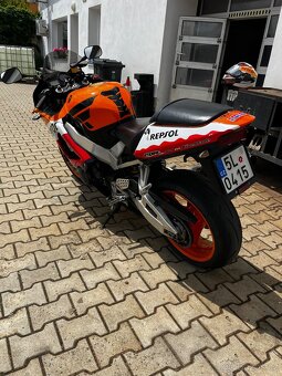 Honda CBR - 3