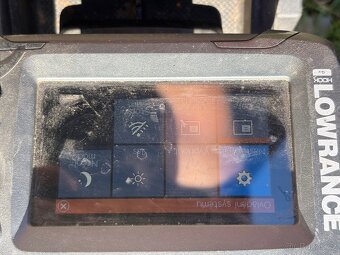 Echolot lowrance - 3