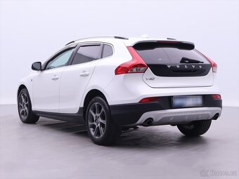 Volvo V40 2,0 D3 110kW Aut. Ocean Race (2016) - 3