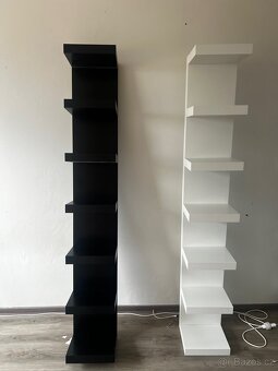 Nástěnný policový díl - 3