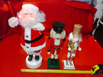 Dřevěné louskáčky 2 ks + Santa hrací - 3