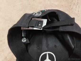 Lewis Hamilton - Kšiltovka - Mercedes - 3