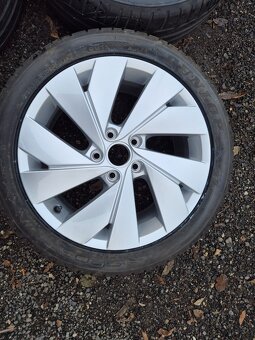 Letní kola Volkswagen Golf 8 R17 Belmont ET51 - 3