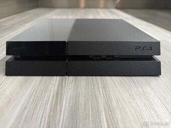 PlayStation 4 + EAFC26 - 3