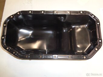 Olejová vana 030103601A/C/D/E na Golf, Jetta, Polo, Scirocc - 3