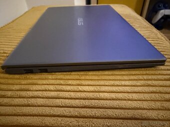 ASUS VivoBook 15 X512DA - 3