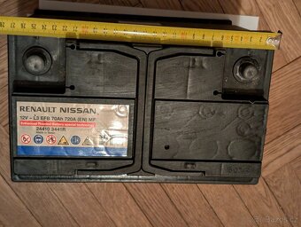 Autobaterie 12V 70AH Varta - dobrý stav - 3