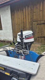 Motorový člun - 3