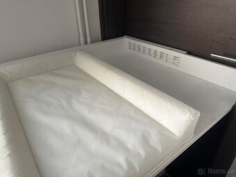 Přebalovací pult - 3