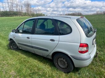 Renault megane scenic - 3