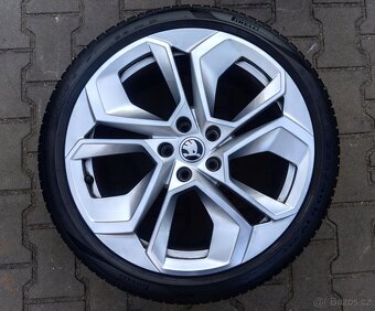 Alu kola originál Škoda Octavia IV RS 5x112 R19 Altair - 3