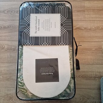 DockAtot Deluxe+ Dock - 3